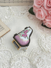 画像をギャラリービューアに読み込む, 【リモージュ】ピアノ型の小物入れ