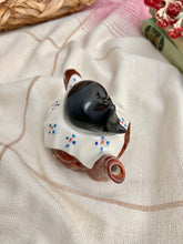 画像をギャラリービューアに読み込む, 【トニーカーター】くろねこが乗ったティーポット