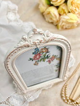 画像をギャラリービューアに読み込む, 新品 フレーム クリーム色