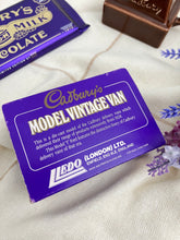 画像をギャラリービューアに読み込む, 【Cadbury】 限定 ブリキのミニカー 英国製
