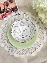 画像をギャラリービューアに読み込む, 【エインズレイ 占いカップ】2点セット (カップ1個、ソーサー1枚)