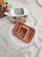 画像をギャラリービューアに読み込む, 【サドラー】コテージ型 ティーポット * 使用できます