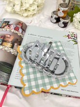 画像をギャラリービューアに読み込む, レース装飾 トーストラック 4枚用 英国製刻印有