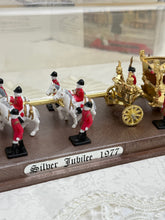 画像をギャラリービューアに読み込む, エリザベス女王 1977年シルバージュビリー 馬車の模型