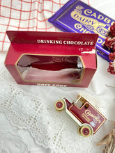 画像をギャラリービューアに読み込む, 【Cadbury】 ブリキのミニカー 英国製