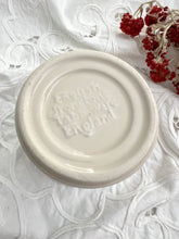 画像をギャラリービューアに読み込む, ウィロー柄 4点セット(エッグカップ2個+プレート+マグカップ)【リントンズxロイヤルドルトンx EIT】