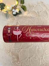 画像をギャラリービューアに読み込む, 【新品】クリスマス お菓子缶(くるみ割り人形)