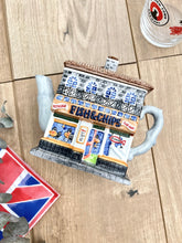 画像をギャラリービューアに読み込む, 【ヴィレッジ】フィッシュ&チップス屋さん ティーポット