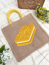 画像をギャラリービューアに読み込む, 【セインズベリー】限定!新品 Custard Cream ジュートバッグ