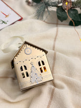 画像をギャラリービューアに読み込む, 【M&S】クリスマス 限定 ツリーオーナメント チョコ缶