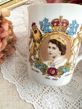 画像をギャラリービューアに読み込む, 【未使用品】エリザベス女王 ゴールデンジュビリー マグカップ / プレート / 小物入れ