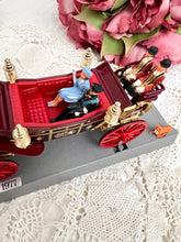 画像をギャラリービューアに読み込む, 超レア! エリザベス女王 1977年シルバージュビリー 馬車の模型B(女王の服が水色)