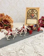 画像をギャラリービューアに読み込む, 超レア! エリザベス女王 1977年シルバージュビリー 馬車の模型B(女王の服が水色)