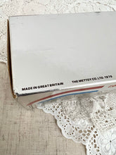 画像をギャラリービューアに読み込む, 超レア! エリザベス女王 1977年シルバージュビリー 馬車の模型B(女王の服が水色)