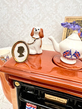 画像をギャラリービューアに読み込む, 超レア!エリザベス女王 ゴールデンジュビリー 750体限定 ディスプレイ用ティーポット