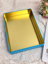 画像をギャラリービューアに読み込む, 【M&S】 ヴィンテージ カップ柄 クッキー缶