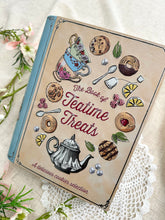 画像をギャラリービューアに読み込む, ブック型 ヴィンテージ お菓子缶(クッキー柄)