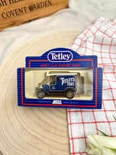 画像をギャラリービューアに読み込む, 【Tetley】 ブリキのミニカー 英国製