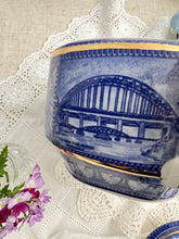 画像をギャラリービューアに読み込む, 【リントンズ】ウェイド ポット (大聖堂や城)