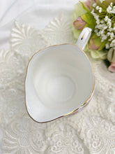 画像をギャラリービューアに読み込む, 【ダッチェス】2段アフタヌーンティースタンド / 3点セット(カップ1個、ソーサー1枚、小皿1枚) / ミルクジャグ / シュガーボウル