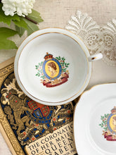 画像をギャラリービューアに読み込む, 【ウィンザー】エリザベス女王 コロネーション記念 3点セットB(カップ1個、ソーサー1枚、小皿1枚)
