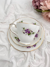 画像をギャラリービューアに読み込む, 【ダッチェス】すみれ 3点セット(カップ1個、ソーサー1枚、小皿1枚) / シュガーボウル / 23cmプレート