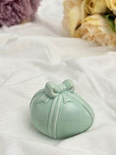 画像をギャラリービューアに読み込む, 【イースターエッグ】新品 陶器 置物