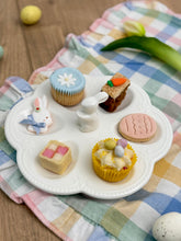 画像をギャラリービューアに読み込む, 【うさぎプレート 】新品 レース装飾