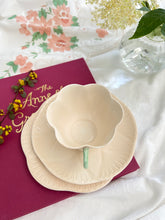 画像をギャラリービューアに読み込む, 超レア!【シェリー】2段アフタヌーンティースタンド / 3点セット(カップ1個、ソーサー1枚、小皿1枚) /  21cmプレート