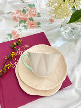 画像をギャラリービューアに読み込む, 超レア!【シェリー】2段アフタヌーンティースタンド / 3点セット(カップ1個、ソーサー1枚、小皿1枚) /  21cmプレート