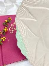 画像をギャラリービューアに読み込む, 超レア!【シェリー】2段アフタヌーンティースタンド / 3点セット(カップ1個、ソーサー1枚、小皿1枚) /  21cmプレート