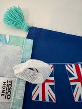 画像をギャラリービューアに読み込む, プラチナジュビリー 2枚組 ティータオル(コーギー柄+ティータイム柄)