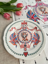 画像をギャラリービューアに読み込む, プラチナジュビリー キャスキッドソン マグカップ / プレート / ティータオル