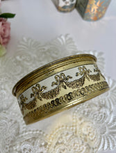 画像をギャラリービューアに読み込む, コロネーション ヴィンテージ缶