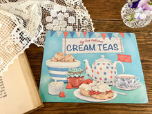 画像をギャラリービューアに読み込む, 新品 Cream Teasメタルポスター(背景ブルー)