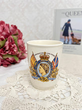 画像をギャラリービューアに読み込む, エリザベス女王 コロネーション記念 ビーカー
