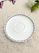 画像をギャラリービューアに読み込む, 【チャールズ国王 戴冠式】M&S x エレノアトムリンソン カップ&ソーサー / プレート / ティーポット / 3段アフタヌーンティースタンド