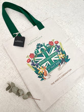 画像をギャラリービューアに読み込む, 【チャールズ国王 戴冠式】John Lewis 限定 コットンバッグ