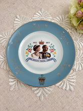 画像をギャラリービューアに読み込む, エリザベス女王 1977年記念プレート