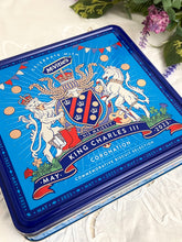 画像をギャラリービューアに読み込む, 【チャールズ国王 戴冠式】限定 マクヴィティーズ ビスケット缶