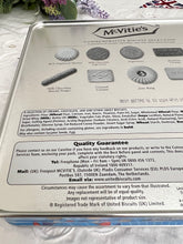 画像をギャラリービューアに読み込む, 【チャールズ国王 戴冠式】限定 マクヴィティーズ ビスケット缶