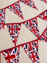画像をギャラリービューアに読み込む, 【チャールズ国王 戴冠式】M&S コットンキャンバス生地 バンティング