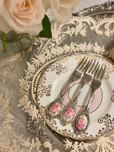 画像をギャラリービューアに読み込む, ローズモチーフ デザートフォーク