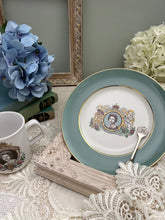 画像をギャラリービューアに読み込む, エリザベス女王 1977年記念プレート