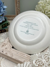 画像をギャラリービューアに読み込む, エリザベス女王 1977年記念プレート