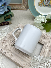 画像をギャラリービューアに読み込む, エリザベス女王 1977年シルバージュビリー記念マグカップ