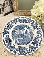 画像をギャラリービューアに読み込む, 【バルモラル城】エリザベス女王 Royal homes of Britain プレート