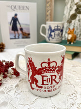 画像をギャラリービューアに読み込む, エリザベス女王 1977年シルバージュビリー記念マグカップ