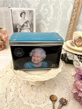 画像をギャラリービューアに読み込む, プラチナジュビリー紅茶缶 / 女王紅茶缶