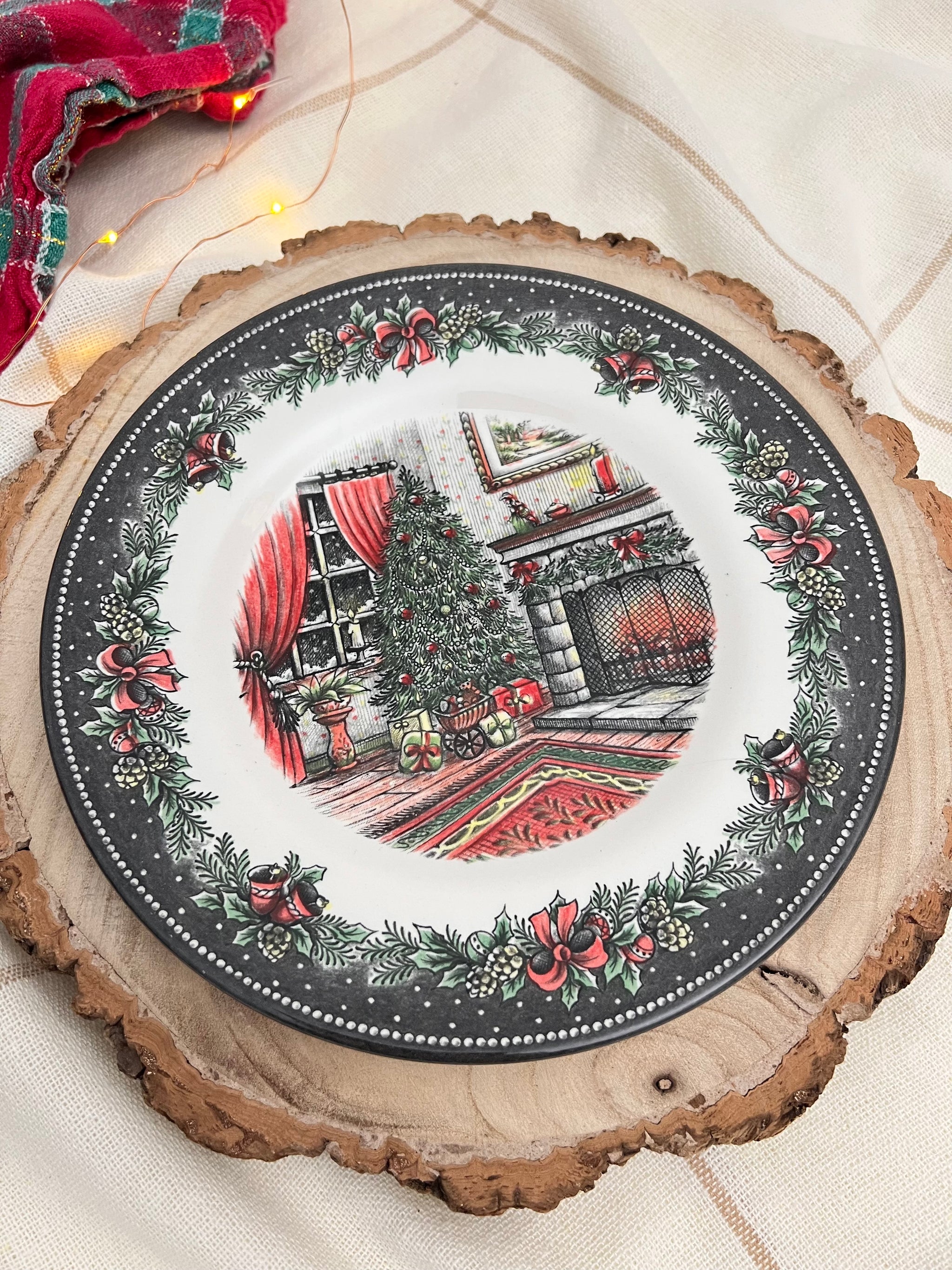 ロイヤルスタッフォード】新品 クリスマス 絵皿 英国製 – caronrose